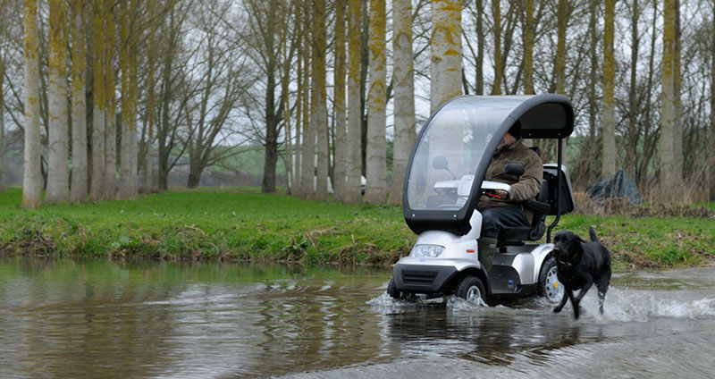 OP PAD MET DE SCOOTMOBIEL