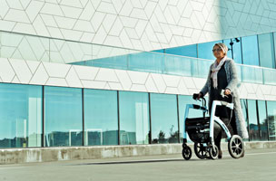 Lopen_met_rollator